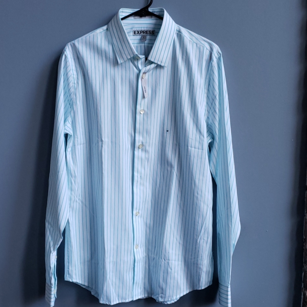 Fitted button-down